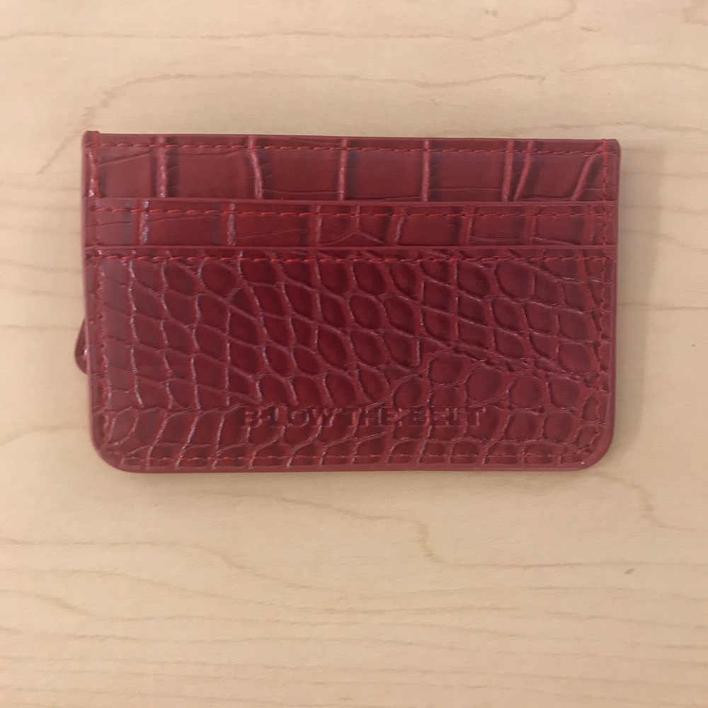 B-LOW THE BELT Croc Card Case